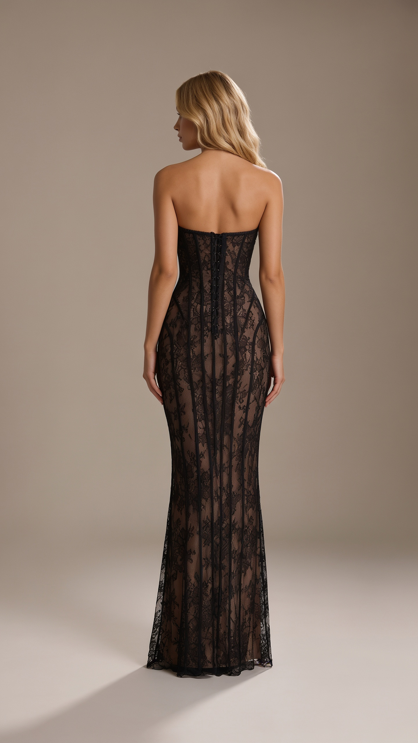 Vivienne pizzo nero - retro